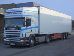 Scania-124-L-420-Andresen-Stober-260406-53