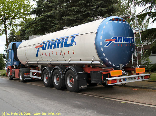 DAF-CF-85430-Anhalt-200605-03.jpg