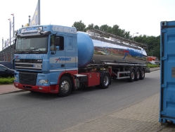 DAF-XF-95430-Anhalt-Behn-110704-01