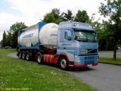 Volvo-FH12-420-Anhalt-UBucks-260107-04