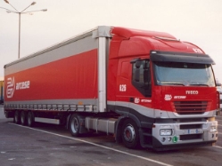 Iveco-Stralis-AS-Arcese-Senzig-100405-02