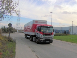 Scania-164-L-480-Arcese-Rouwet-281106-03