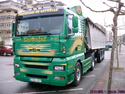 MAN-TGA-18460-XL-gruen-F-Pello-240607-07-ESP