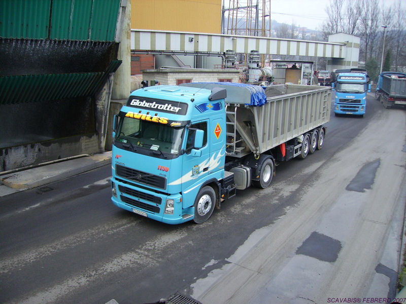 Volvo-FH12-Aviles-F-Pello-200607-02-ESP.jpg