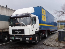 MAN-F90-19402-Barth-Holz-170205-01