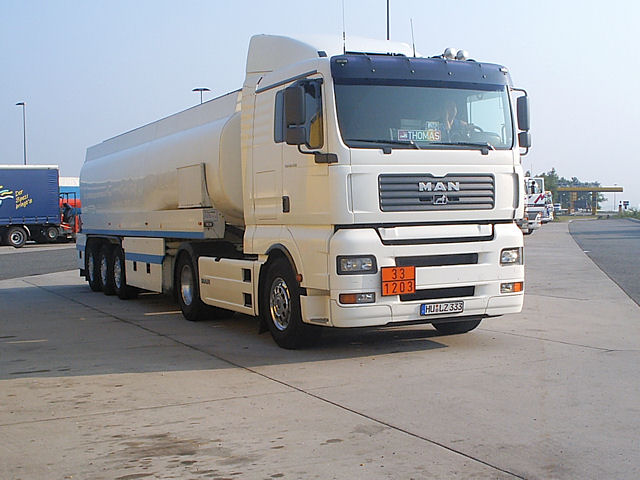 MAN-TGA-XL-Becker-Ruban-030307-03.jpg - Peter Ruban