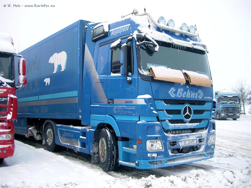 MB-Actros-3-1844-Behns-Mittendorf-301210-08.jpg - Michael Mittendorf