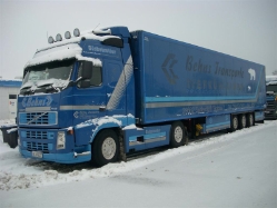 Volvo-FH12-460-Behns-Mittendorf-301210-01