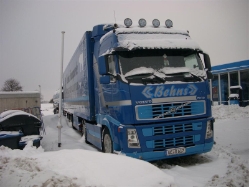 Volvo-FH12-460-Behns-Mittendorf-301210-02