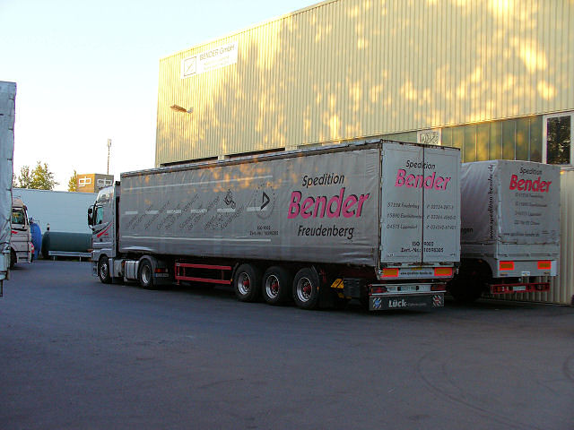 Fuhrpark-Bender-Nevelsteen-221006-04.jpg - Patrick Nevelsteen