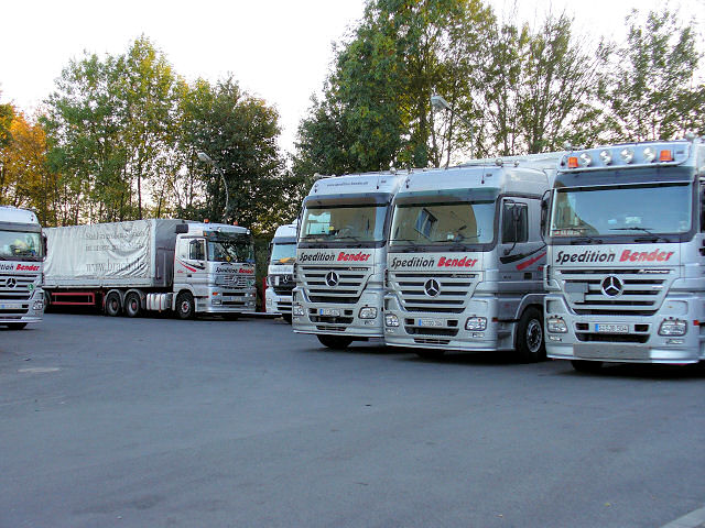 Fuhrpark-Bender-Nevelsteen-221006-07.jpg - Patrick Nevelsteen