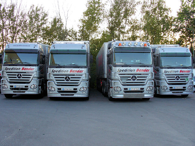 Fuhrpark-Bender-Nevelsteen-221006-08.jpg - Patrick Nevelsteen