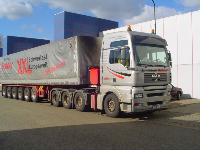 MAN-TGA-41530-XXL-Bender-deKoning-160406-05.jpg - Bert de Koning