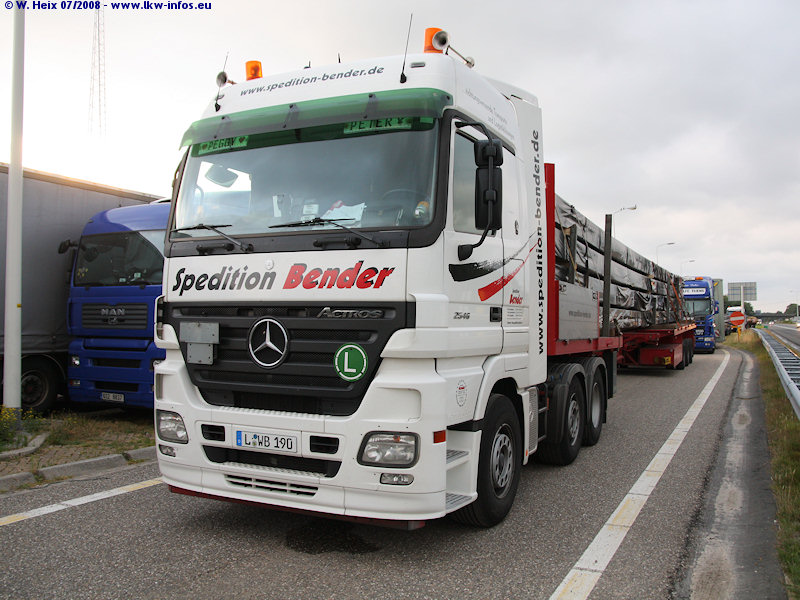 MB-Actros-MP2-2546-Bender-100708-04.jpg