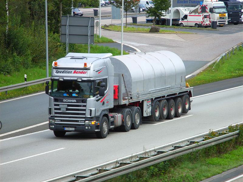 Scania-164-G-580-Bender-Skolaut-241207-01.jpg - Oliver Skolaut