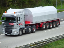 DAF-XF-105-Bender-Skolaut-241207-01