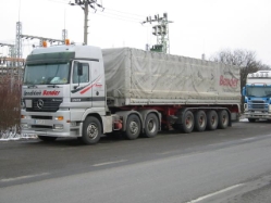 MB-Actros-2553-Bender-Vaclavik-120305-03