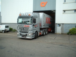 MB-Actros-MP2-Bender-Maatman-030805-01