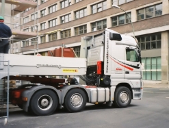 MB-Actros-MP2-Bender-Toepsch-020208-02