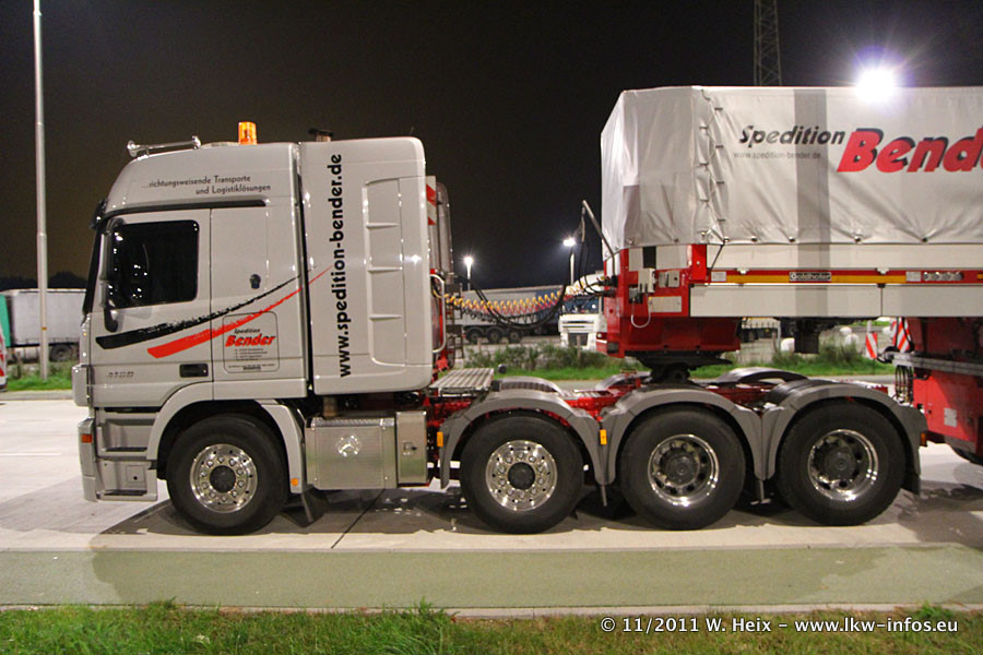 MB-Actros-3-4160-SLT-Bender-031111-07.jpg