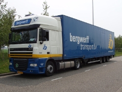 DAF-XF-105460-Bergwerff-Holz-310807-01-NL