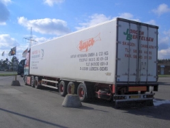 Volvo-FH12-KUEKOSZ-Jorgen-Stober-100404-4-DK