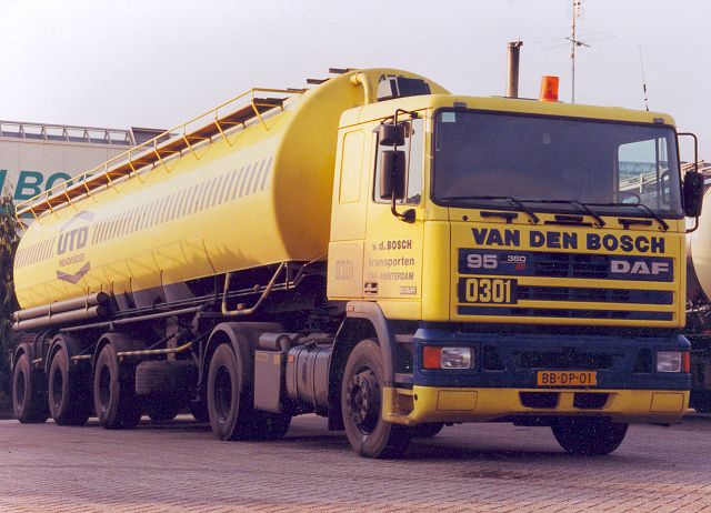 DAF-95360-vdBosch-Elskamp-030502-01.jpg