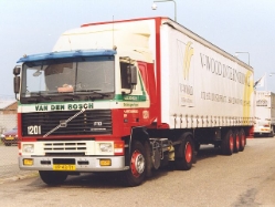 Volvo-F10-vdBosch-RElskamp-290505-02