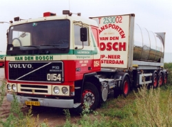 Volvo-F12-vdBosch-PElskamp-290505-01