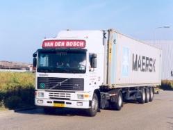 Volvo-F12-weiss-vdBosch-RElskamp-290505-01