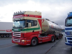 Scania-R-vdBosch-Iden-140506-01