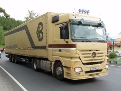 MB-Actros-MP2-1844-Braun-Holz-080607-01