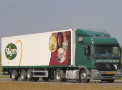 MB-Actros-MP2-vdBroek-Elskamp-010207-04