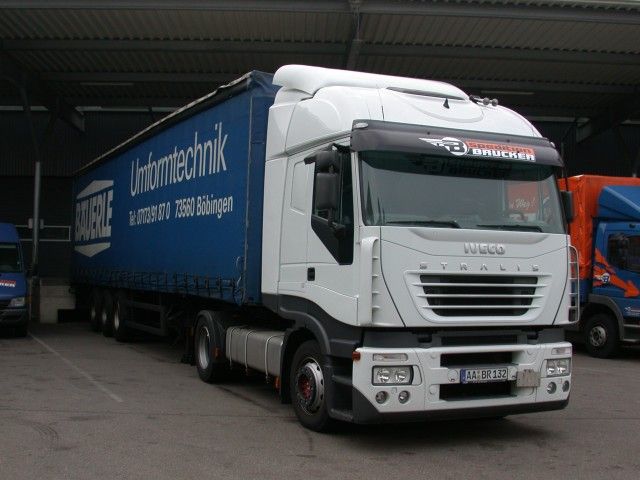 Iveco-Stralis-AS-Brucker-Willaczek-121204-2.jpg - S. Willaczek