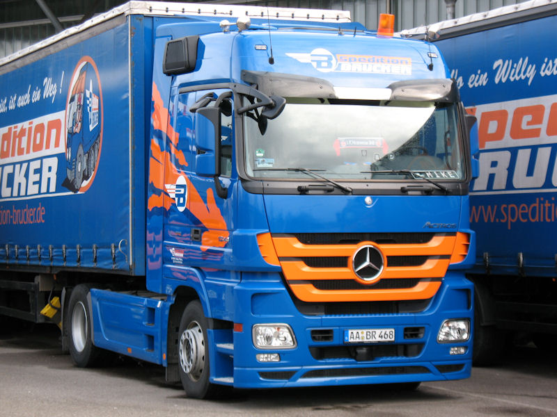 MB-Actros-3-1844-Brucker-Zweigart-050409-02.jpg - Jochen Zweigart