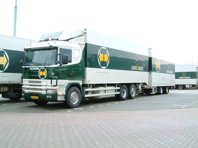 Scania-124-L-420-Cargoboss-vMelzen-010305-03.jpg - Henk van Melzen