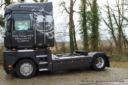 Renault-Magnum-III-520-Chelty-080112-03