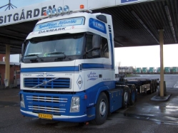 Volvo-FH12-460-Atlantic-Iden-140506-01