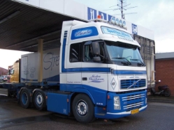 Volvo-FH12-460-Atlantic-Iden-140506-03