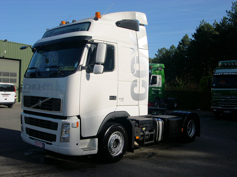 Volvo-FH-440-Cox-Habraken-311207-01.jpg
