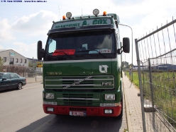 Volvo-FH12-Cox-140708-01
