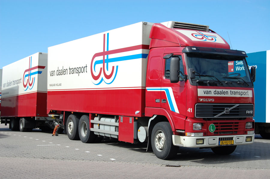 Volvo-FH12-420-vDaalen-vMelzen-0704ß7-03.jpg - Henk van Melzen