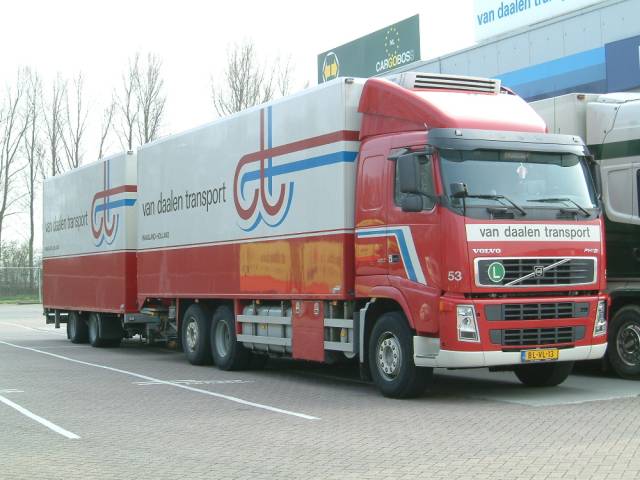 Volvo-FH12-460-vDaalen-vMelzen-270305-02.jpg - Henk van Melzen