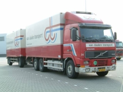 Volvo-FH12-420-vDaalen-vMelzen-270305-01