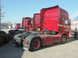 Fuhrpark-Daemen-020405-11