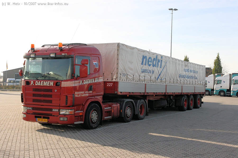 Scania-124-L-420-Daemen-201007-05.jpg