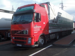 Volvo-FH12-460-Deltatrans-Fustinoni-180506-02