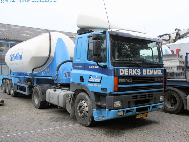 DAF-85-CF-340-Derks-061007-02.jpg
