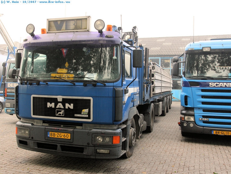 MAN-F2000-19373-Derks-061007-03.jpg