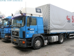 MAN-F2000-19403-Derks-061007-05